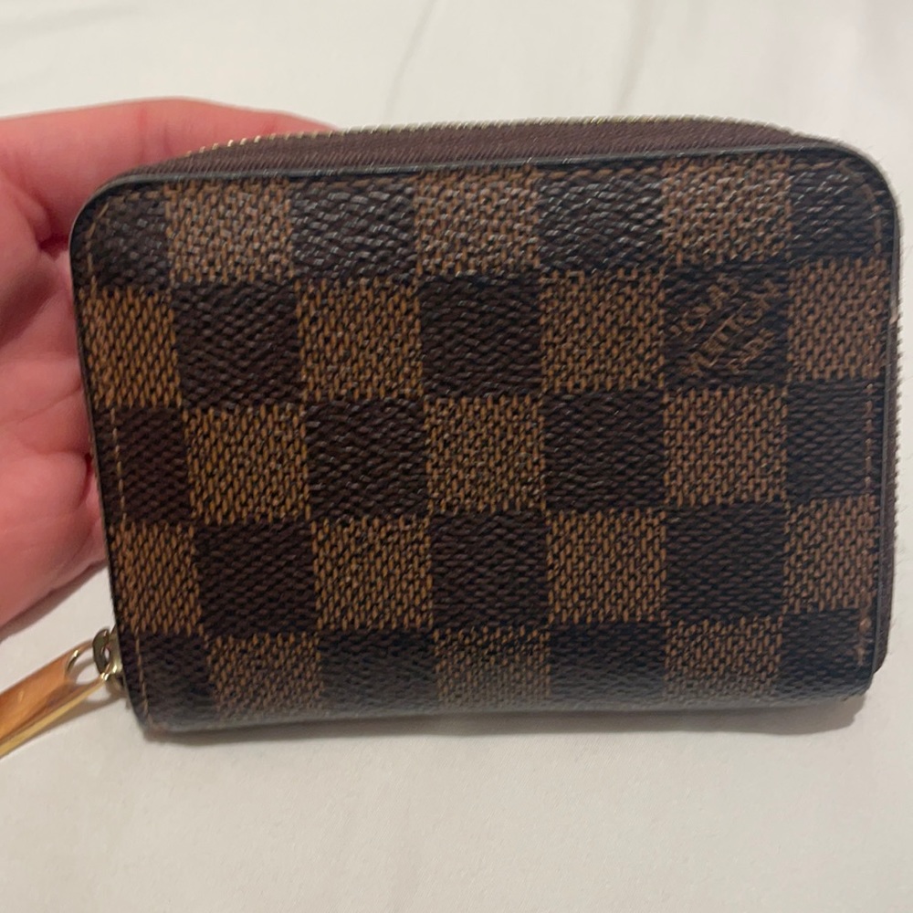 Lois Vuitton wallet